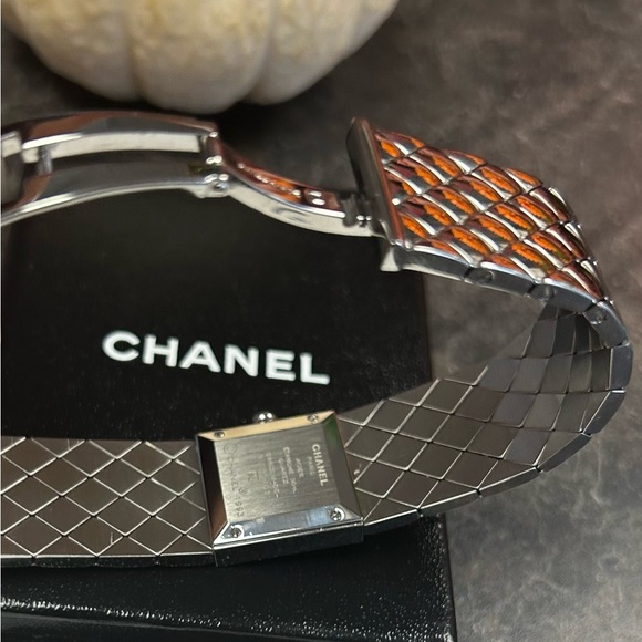CHANEL Matelassé 15mm (Pre-Owned) with Certificate - Picture 10 of 13